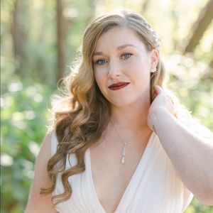 Meet your Posher, Courtney